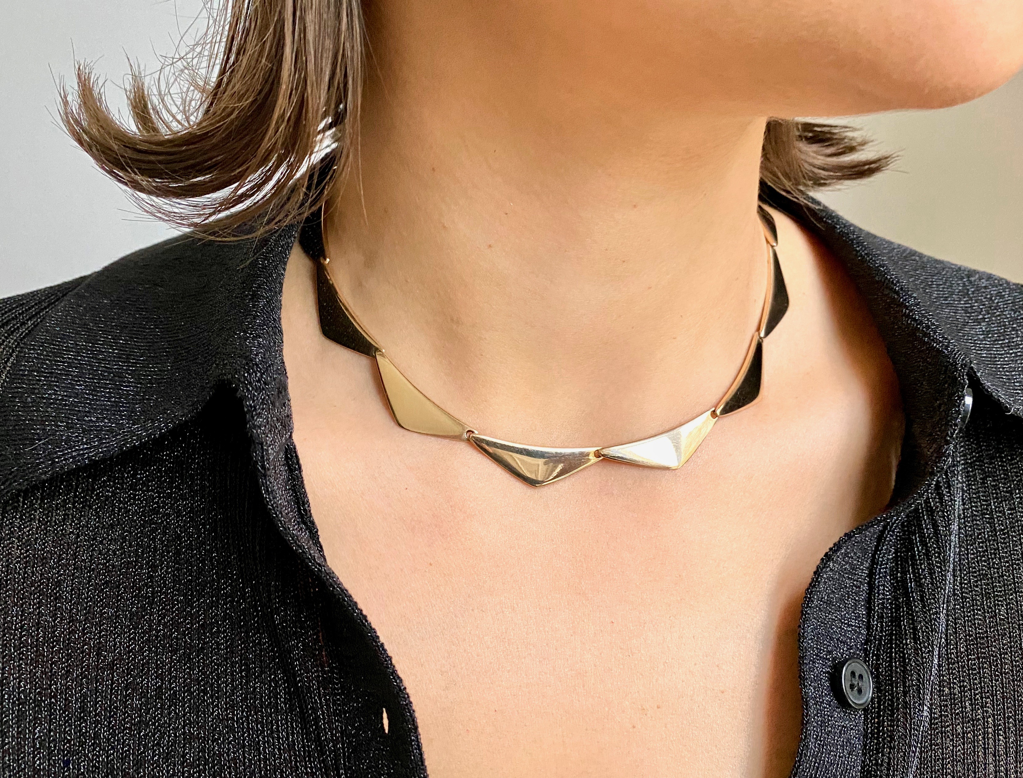 Gold-peak-necklace-Hans-Hansen-gold necklace