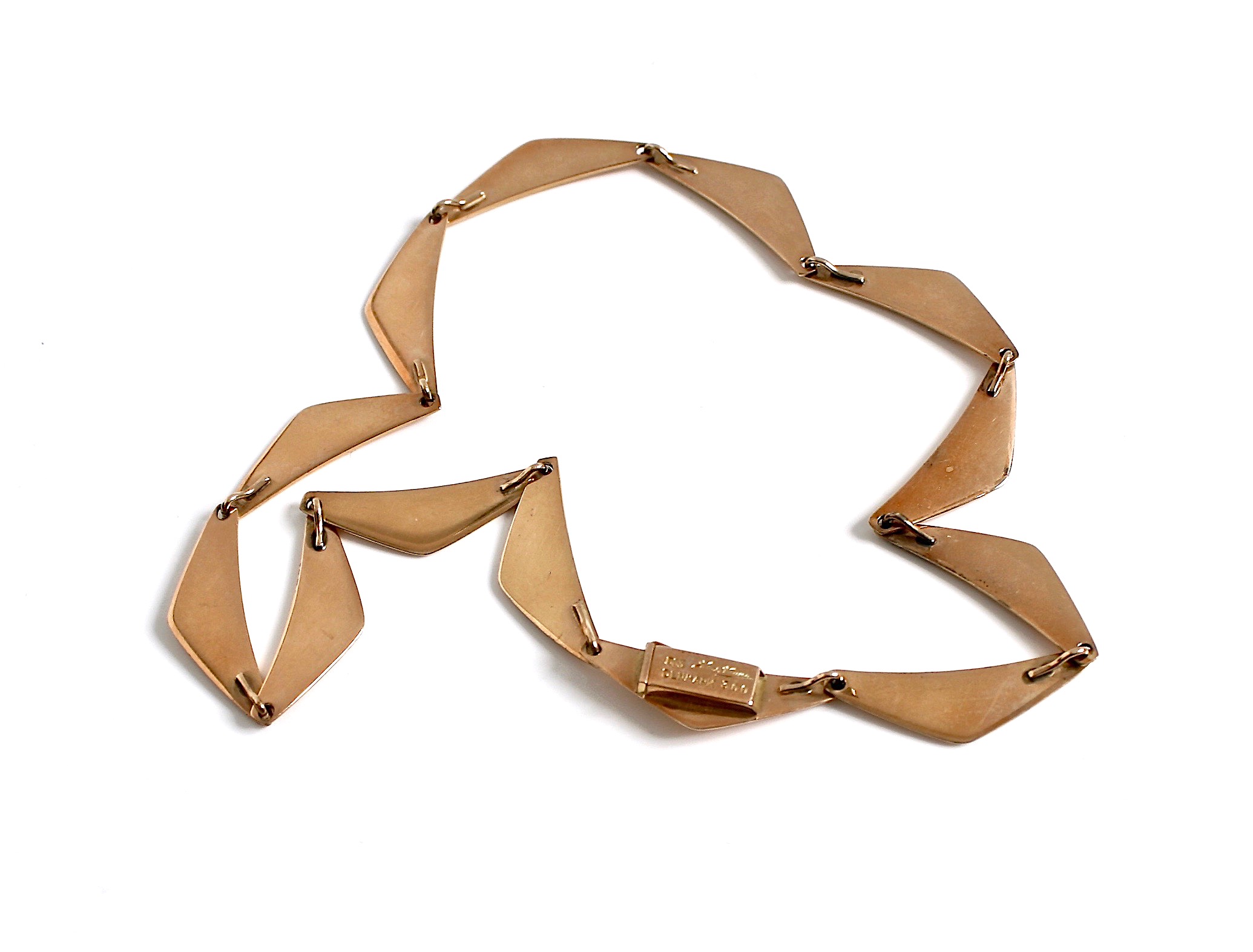 Gold-peak-necklace-Hans-Hansen-gold necklace