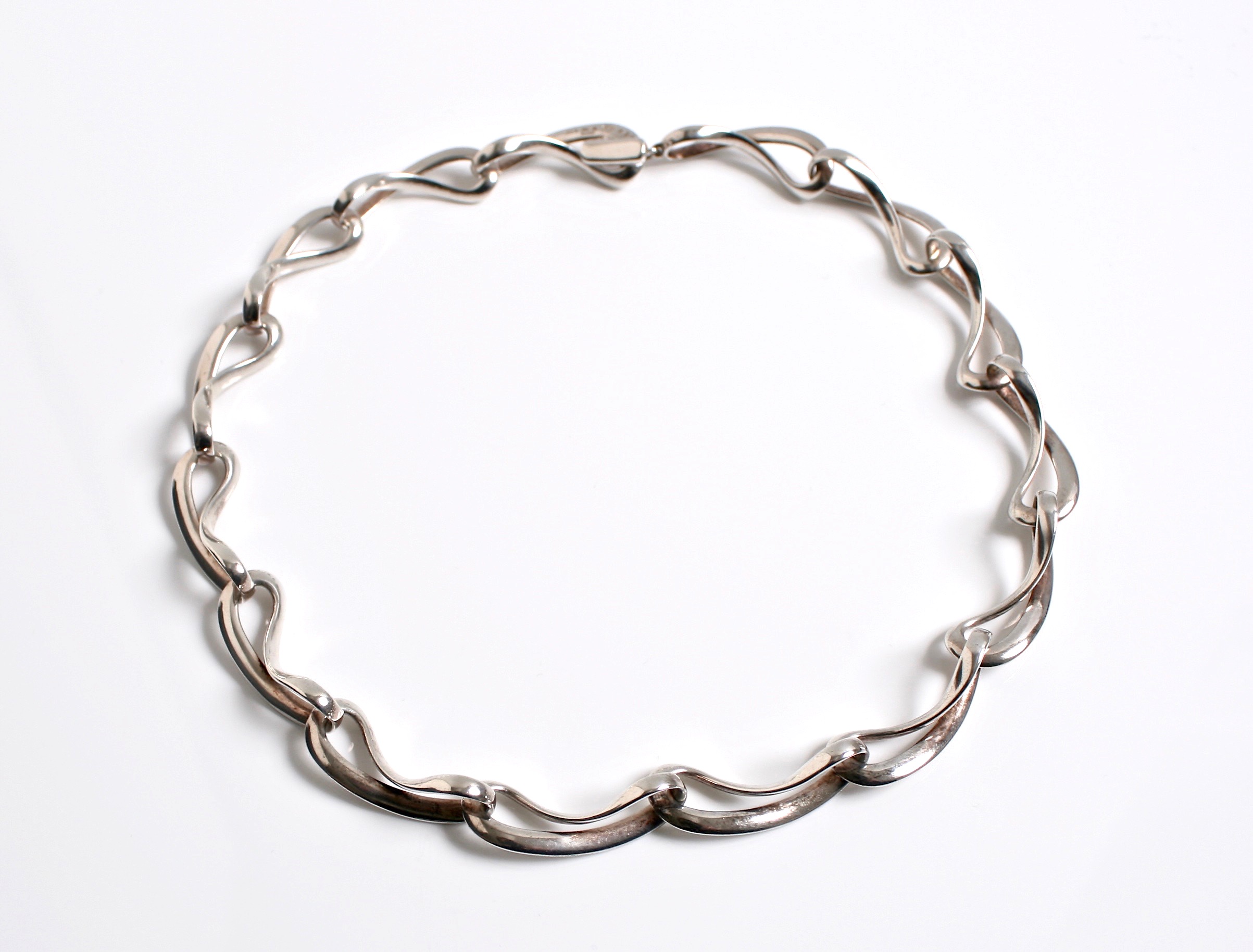 Infinity-Necklace-Regitz-Overgaard-Georg-Jensen