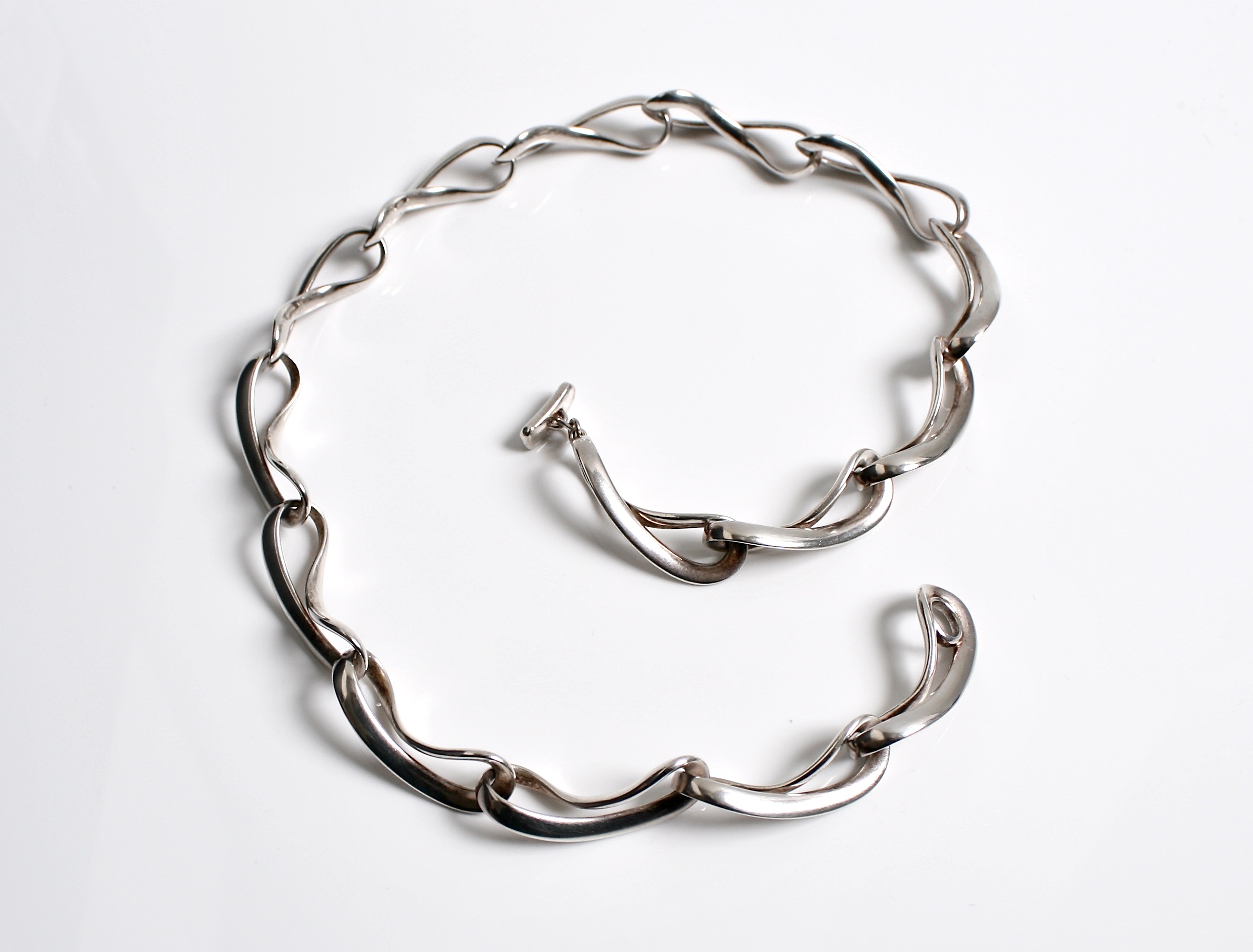 Infinity-Necklace-Regitz-Overgaard-Georg-Jensen