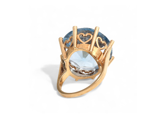Discover the stunning Scandinavian Blue Topaz Cocktail Ring, a perfect blend of elegance and contemporary design. Made with high-quality materials, this ring features a vibrant blue topaz stone that is sure to make a statement for any occasion. Shop now for a unique addition to your jewelry collection!