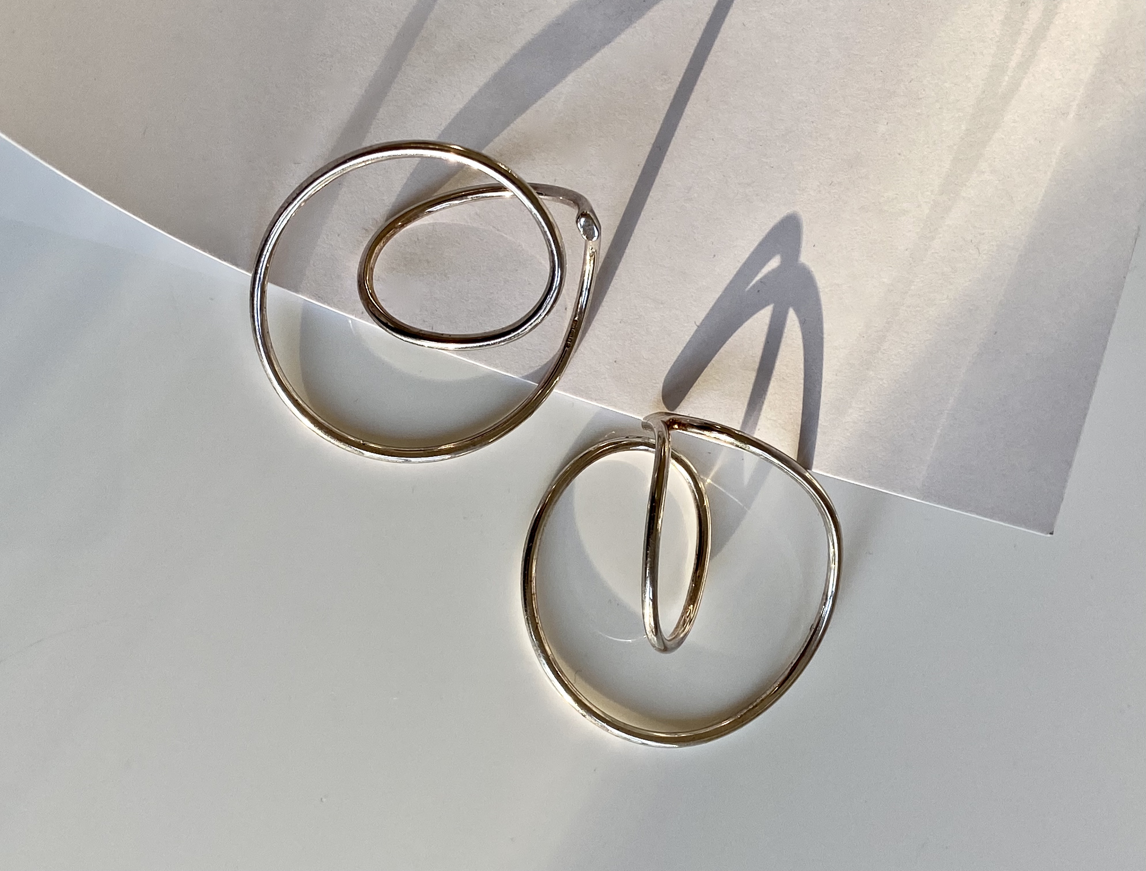 Discover the exquisite collection of Georg Jensen ear cuffs, featuring modern designs and premium craftsmanship. Elevate your style with these chic and comfortable ear cuffs, by designer Alan Scharff.