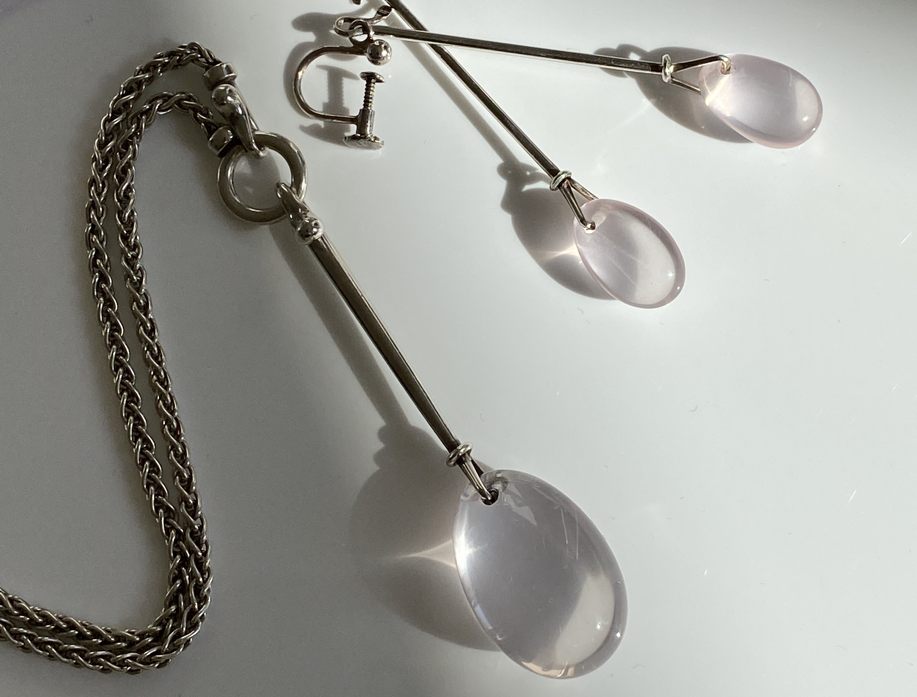 Large drop rock crystal pendant and chain Designed by Vivianna Torun Bulow-Hube for Georg Jensen made in Denmark Design 128