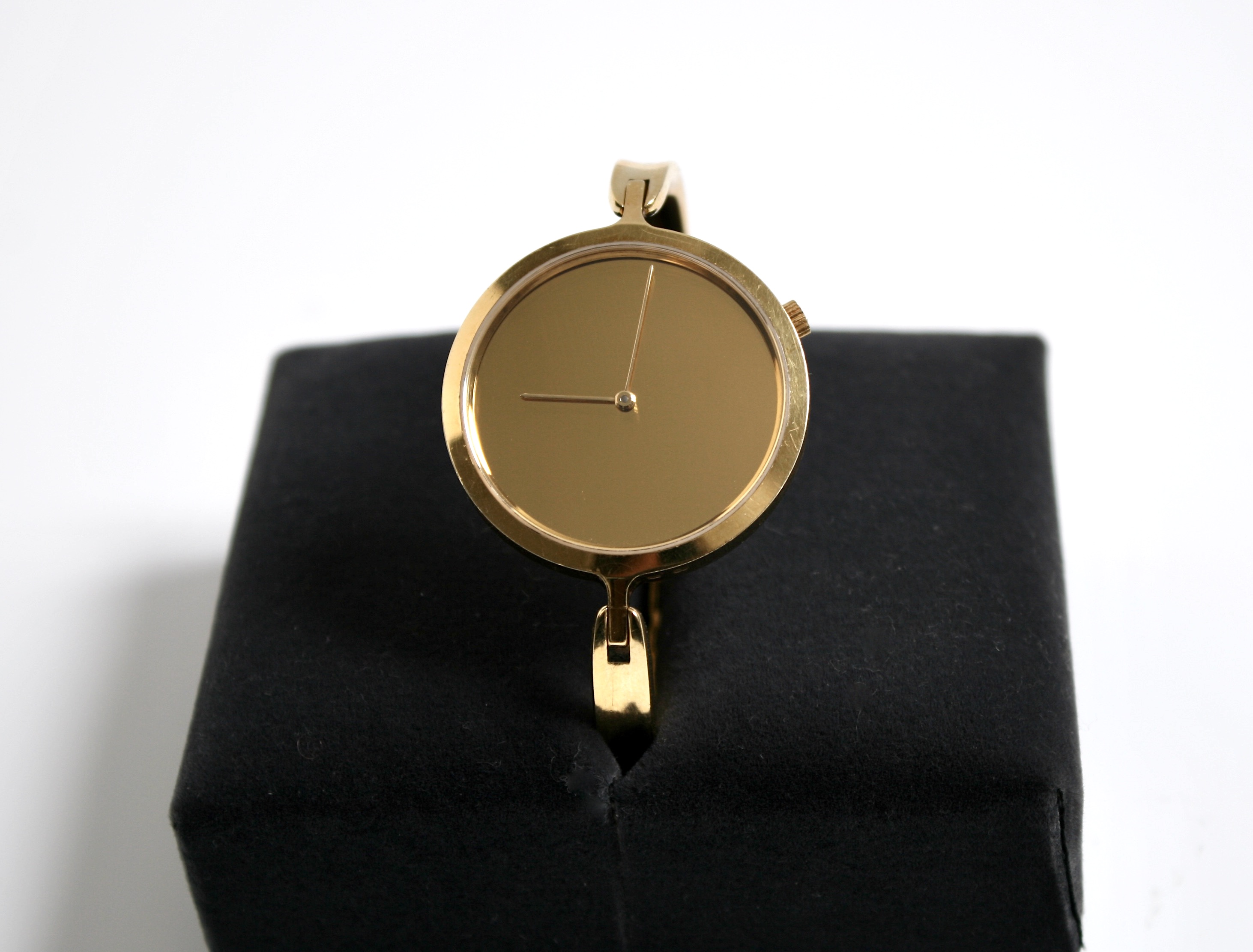 GEORG JENSEN TORUN GOLD WATCH No 1337 at Grasilver.com, Buy "Original Rare" Georg Jensen Solid 18k Gold Watch Designed by Vivianna Torun Bulow-Hube Made in Denmark c.1960. , Comes in Original Box